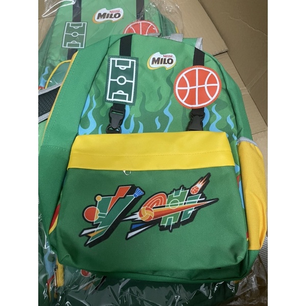 Shopee Facebook ad: Xem ShopeeLive Voucher Giảm Đến 27%