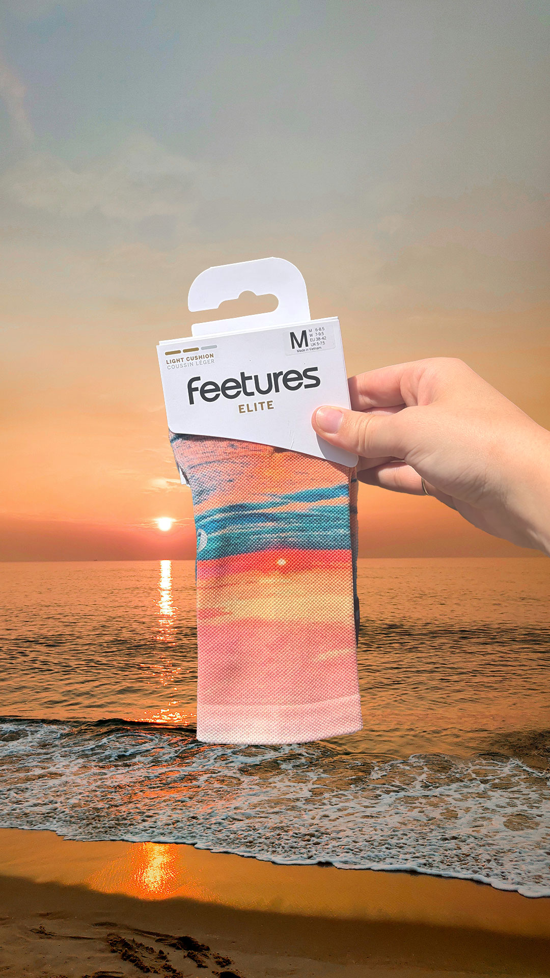 Feetures Facebook ad