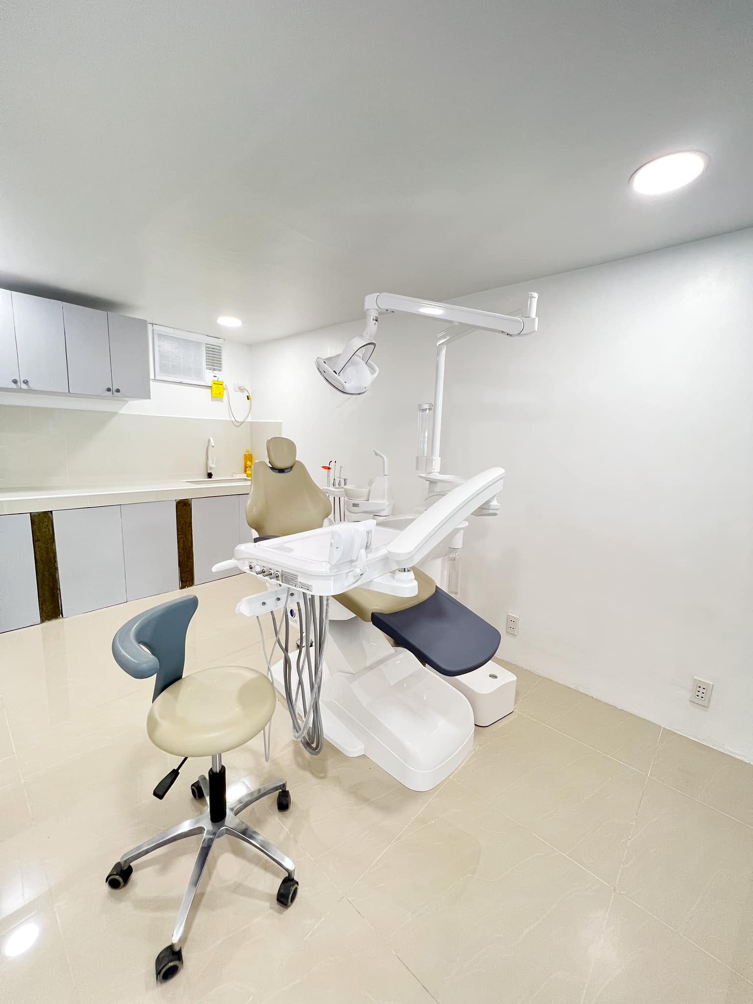 Bella Smiles Dental Clinic-molo branch Facebook ad: Bella Smiles Dental Clinic Molo Branch is now…
