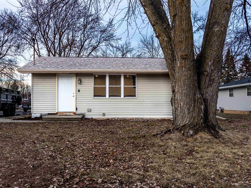 Shorewest, REALTORS • Green Bay Facebook ad