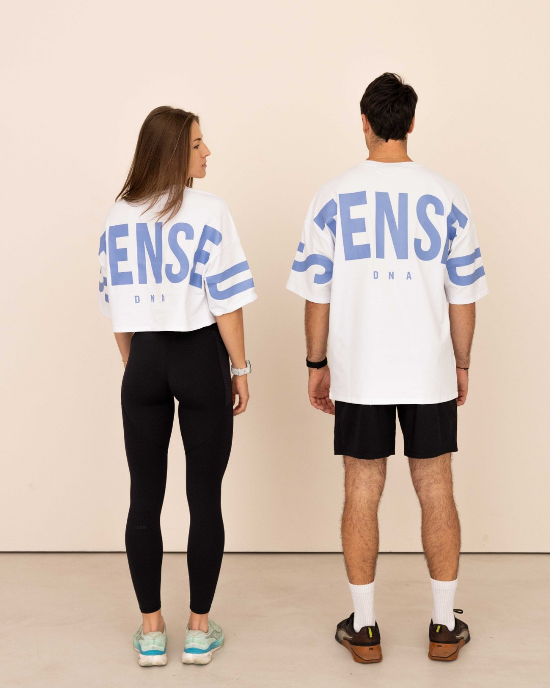 Stensed Facebook ad: Même énergie. Même fit.