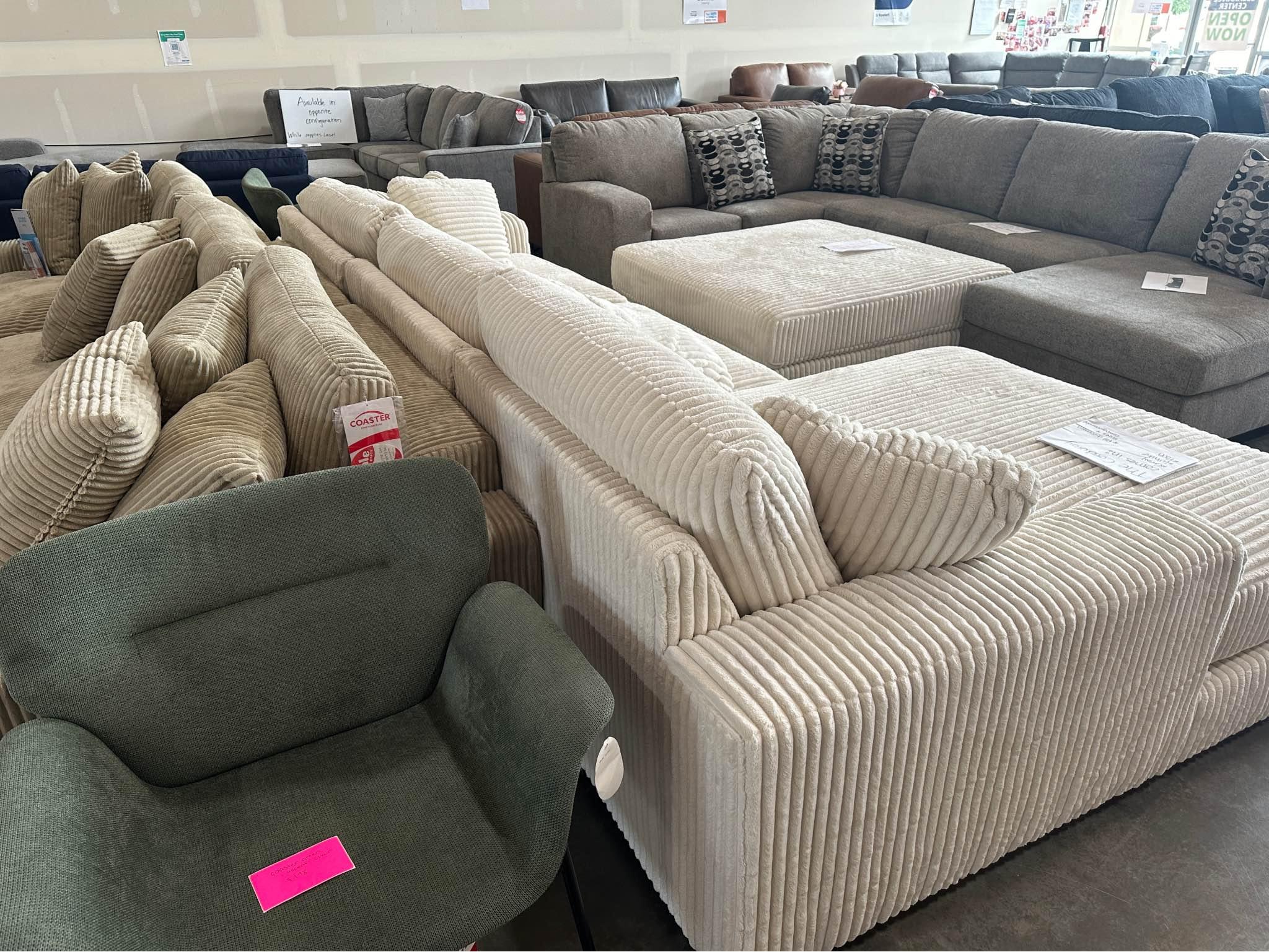 Gary Evans Facebook ad: New Sofas, Loveseats, Sectionals & Chairs