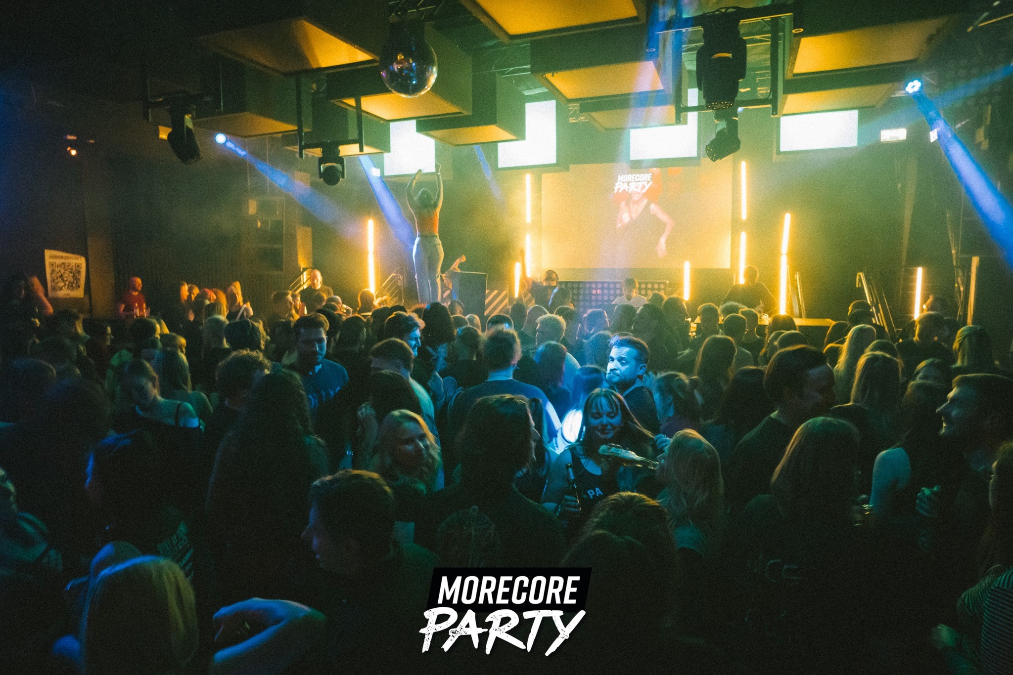 MoreCore.de Facebook ad: MoreCore Party Bielefeld - auf 3 Floors