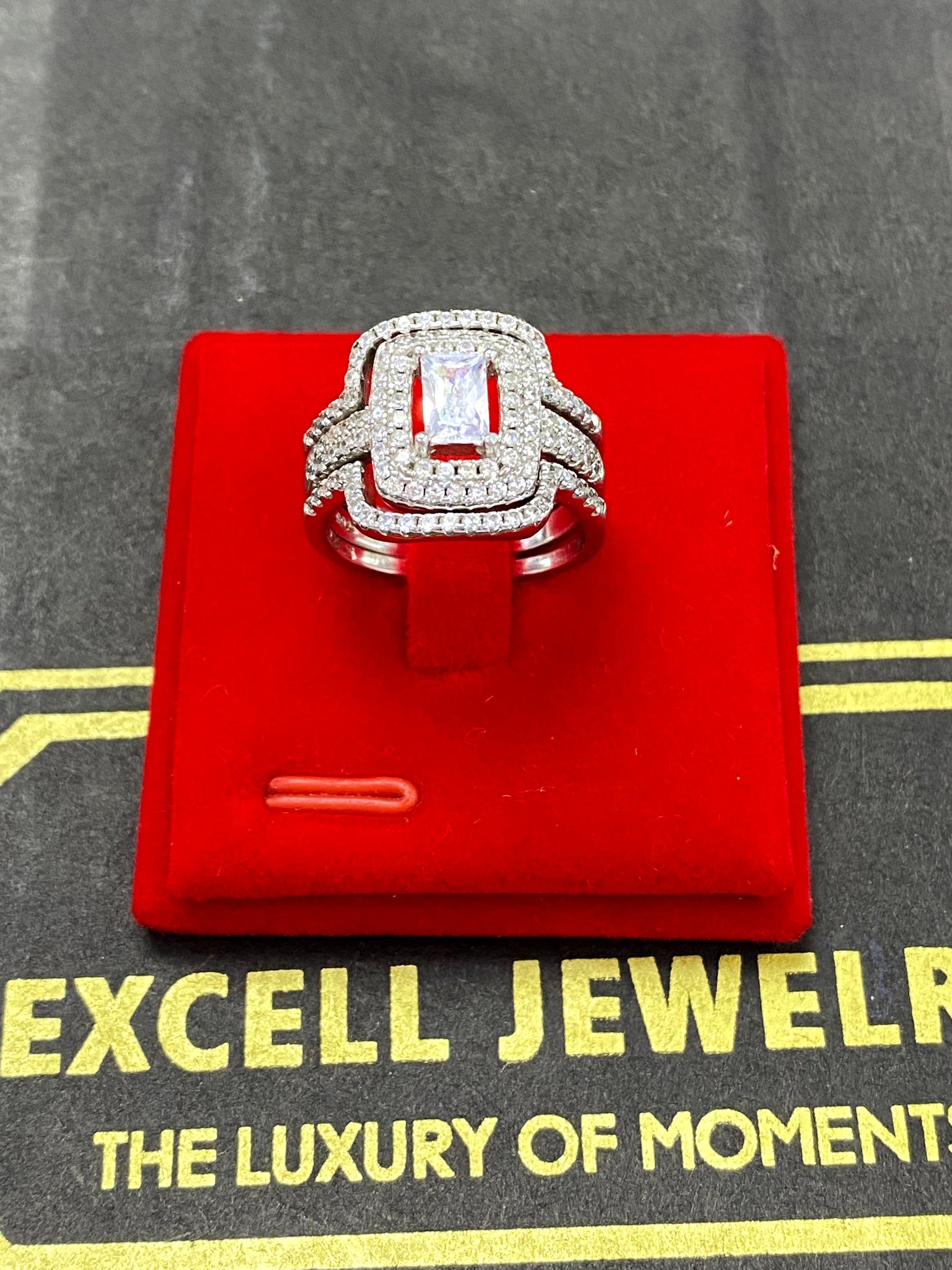 Excell Jewelry Facebook ad: FREE MALE RING