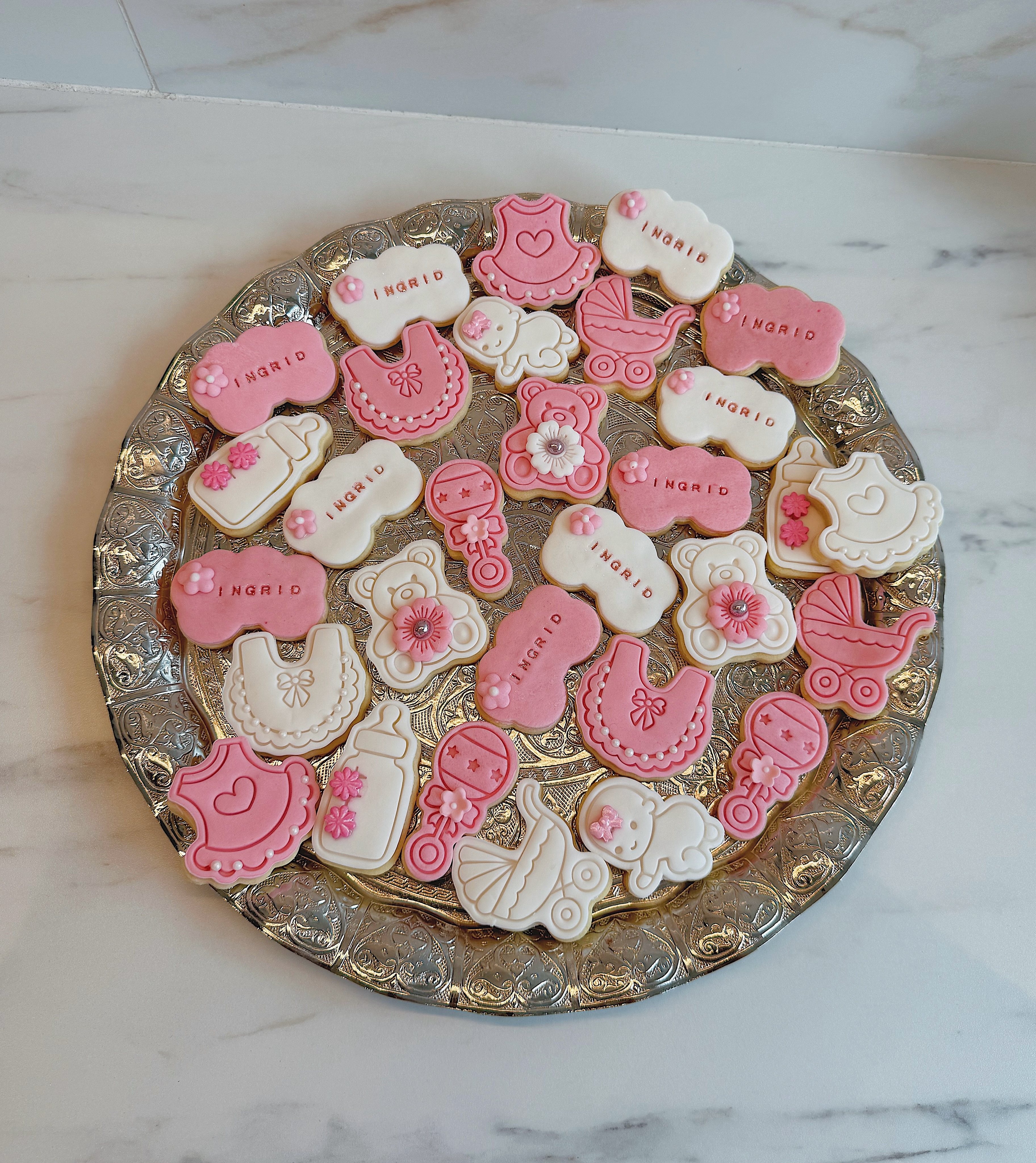 kjekslykke Facebook ad: Fra babyshower til dåp Inez hadde mine kjeks…