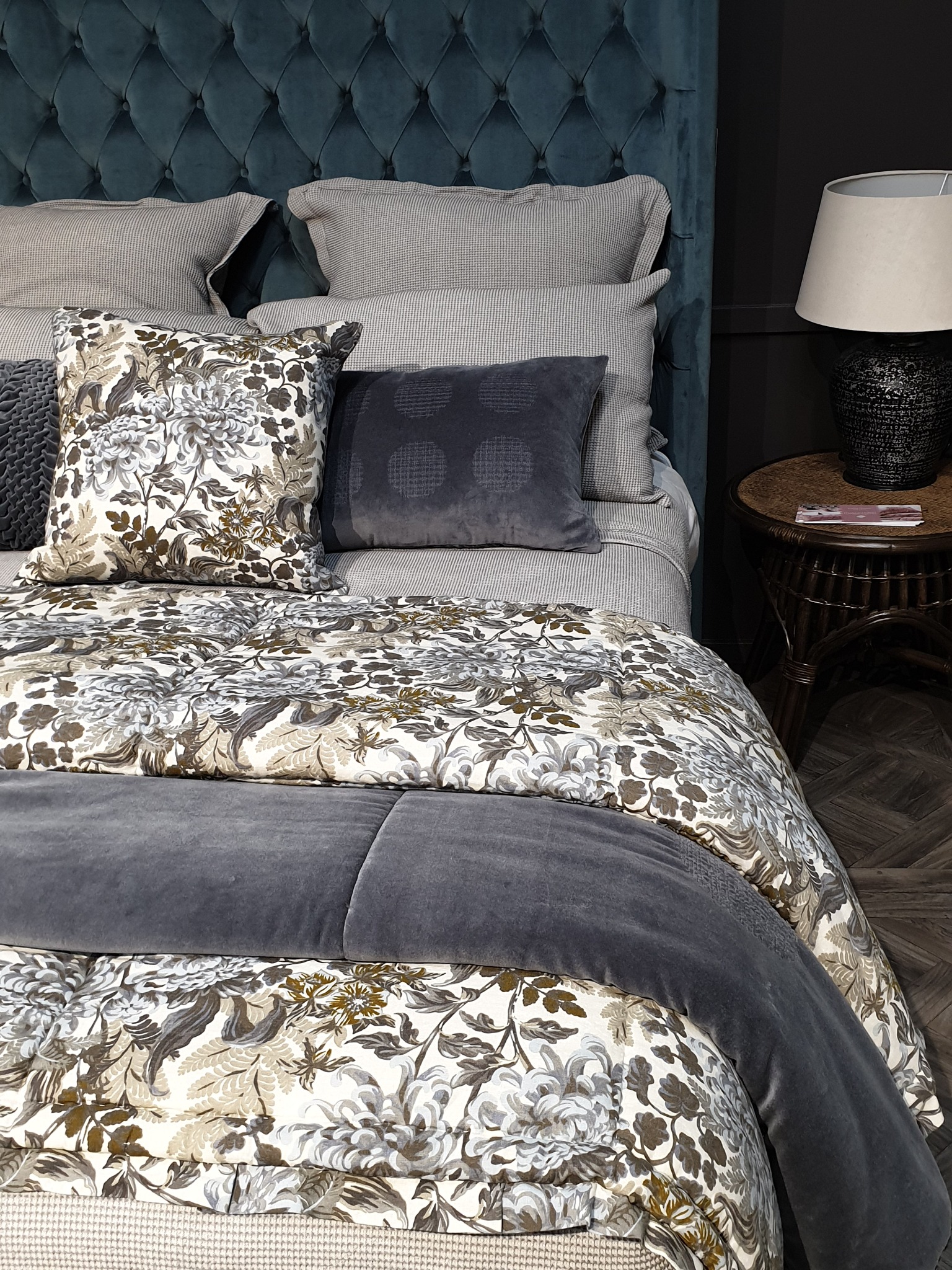 The Linen Boutique Facebook ad: Luxury bedlinen online NZ| Sheets, Duvet Covers, Throws…