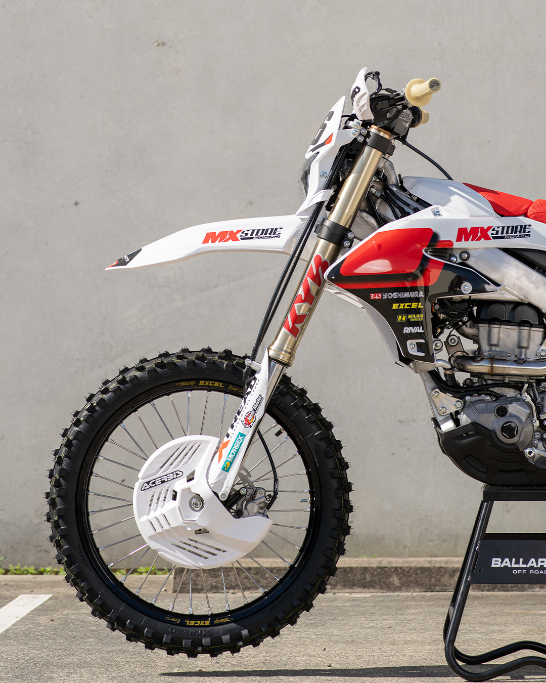 MXstore Facebook ad