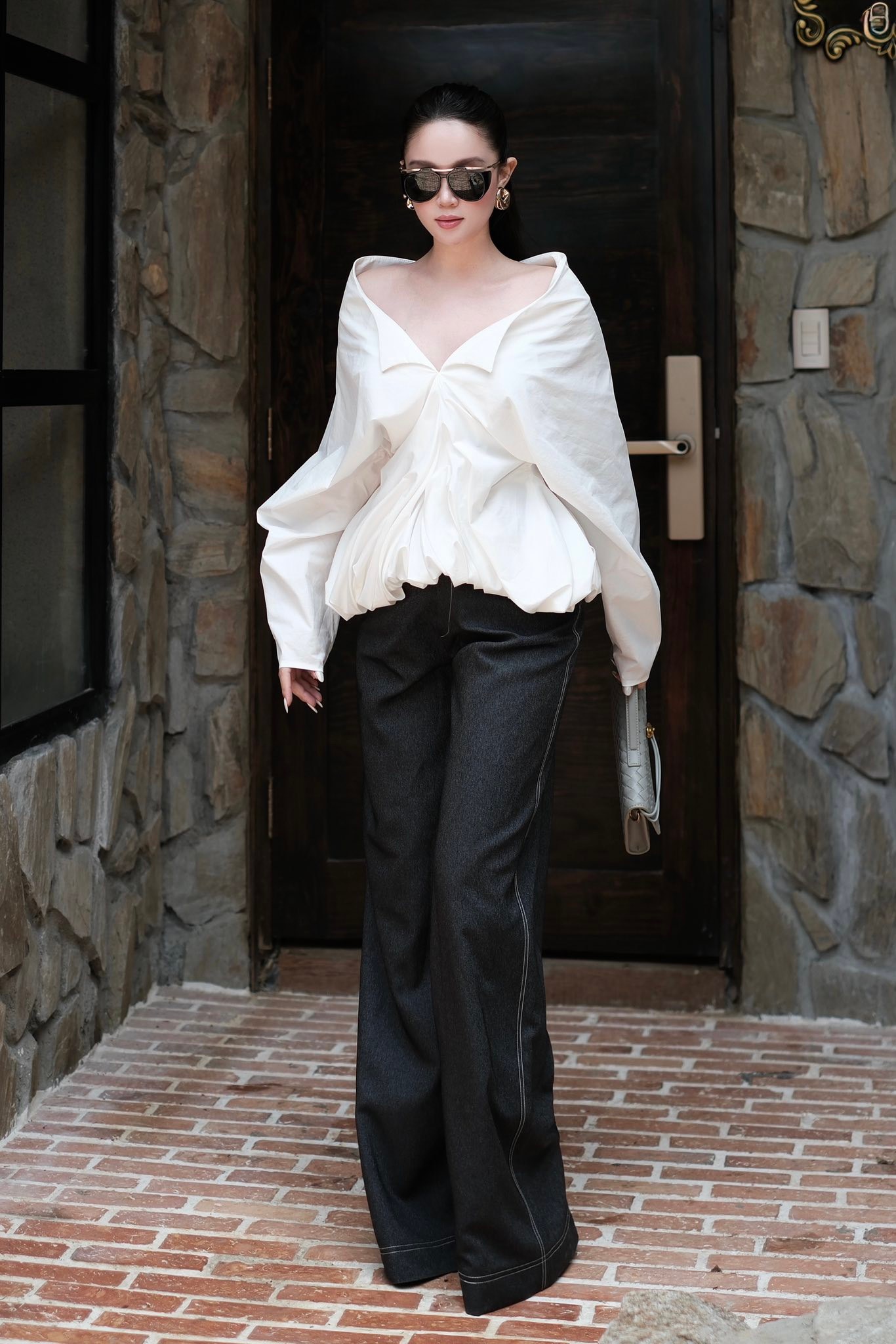 Lecia Facebook ad: SS25 - ROMANTIC DAILY ELEGANCE