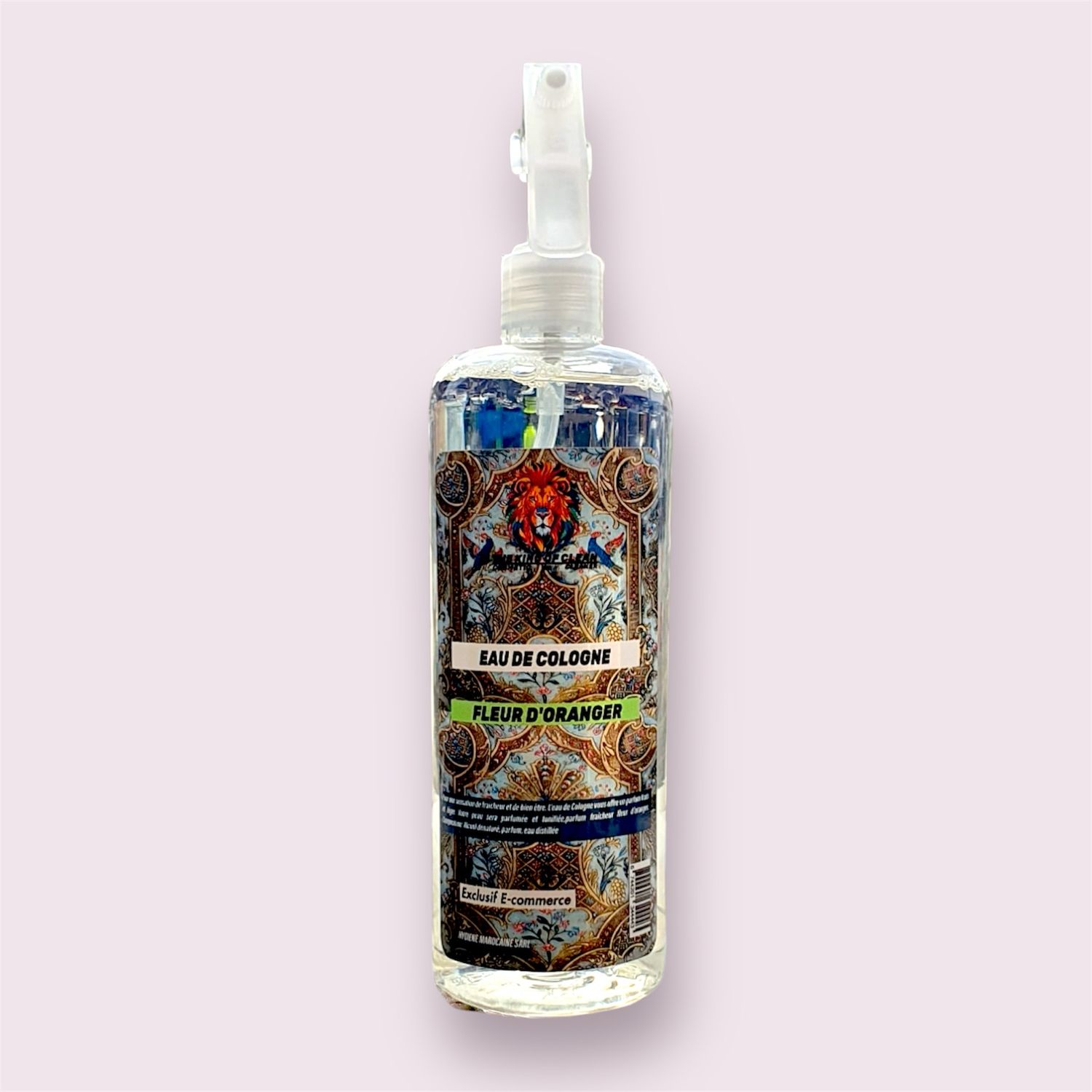 the lion of clean Facebook ad: Propreté & Confort au quotidien Nos produits d’hygiène…