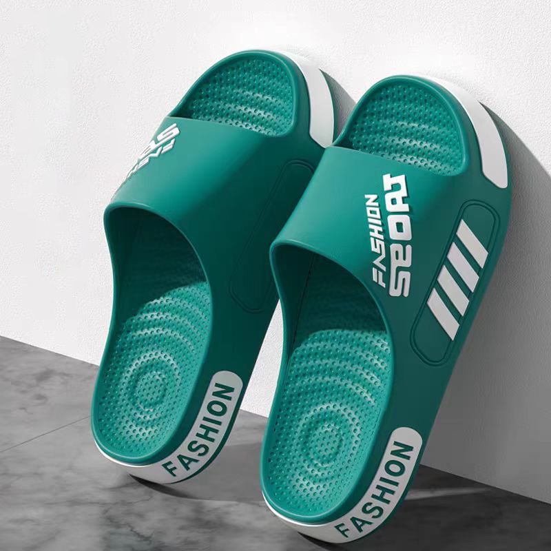 TD - King Sneaker Facebook ad: ຮອງເທົ້າສຳລັບຄົນມີສໄຕໃນແບບ SPORT