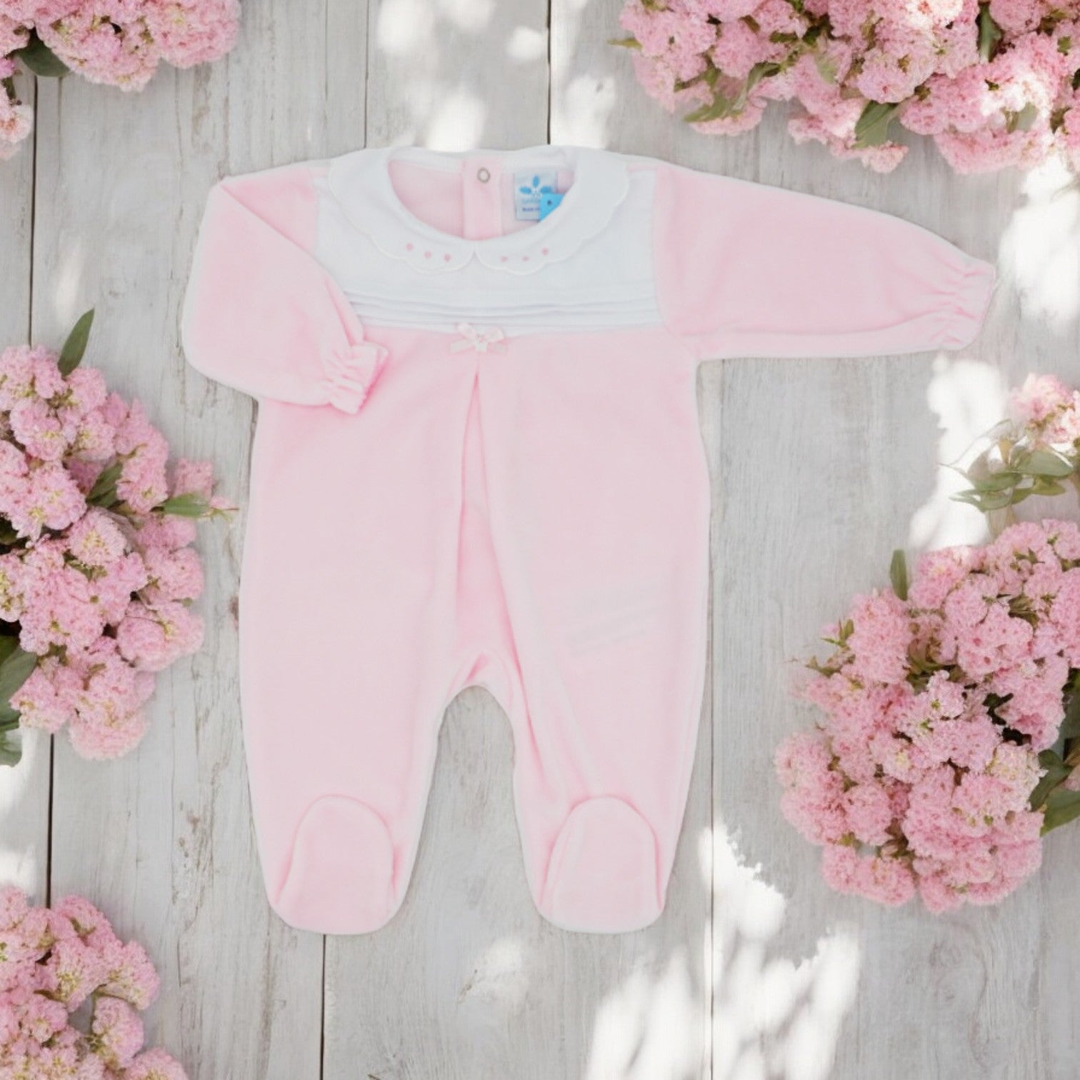 Bows Baby & Children’s Boutique Facebook ad