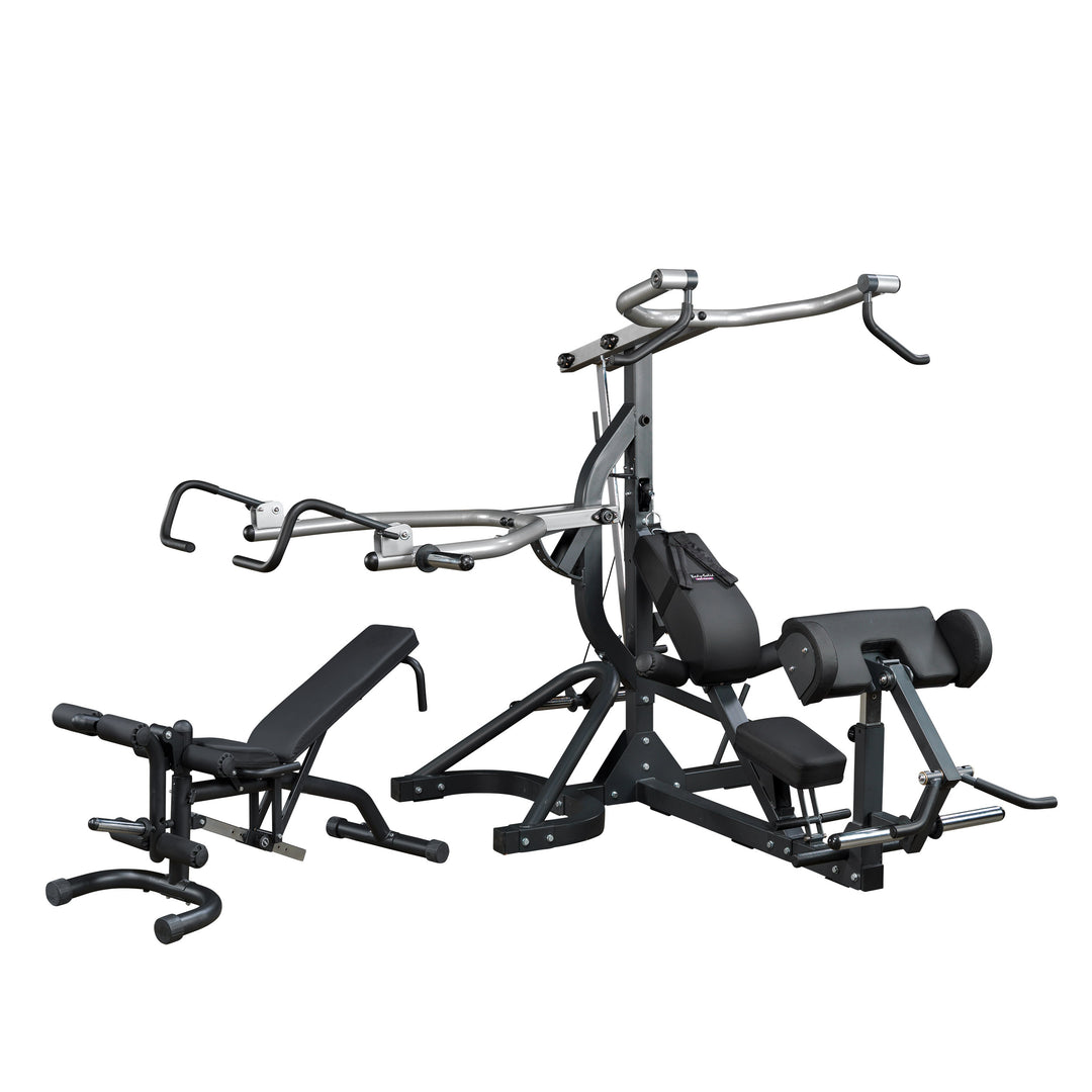 Select Fitness USA Facebook ad: Now With Free Shipping