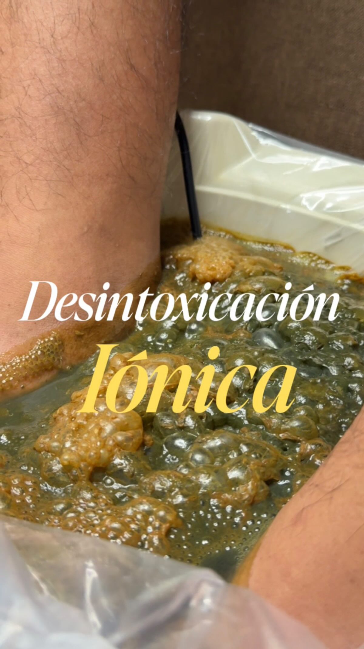Clínica y Spa Boga Facebook ad: Hola! Únicamente usamos un solo canal de comunicación…