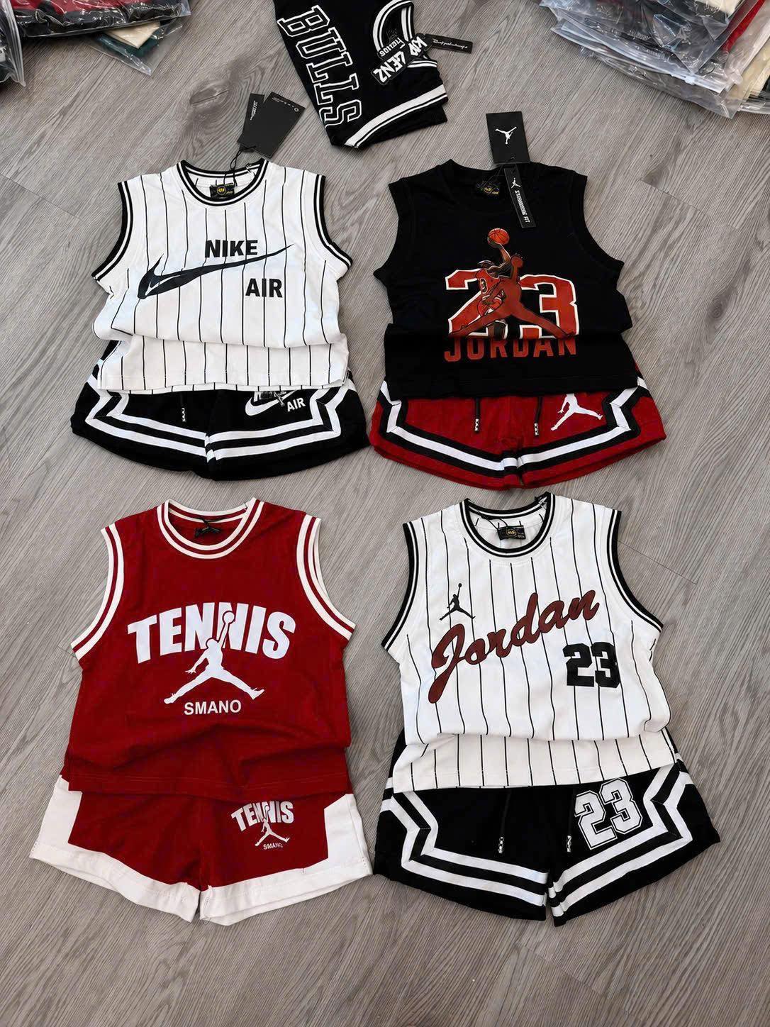 Maci Baby Clothing Facebook ad