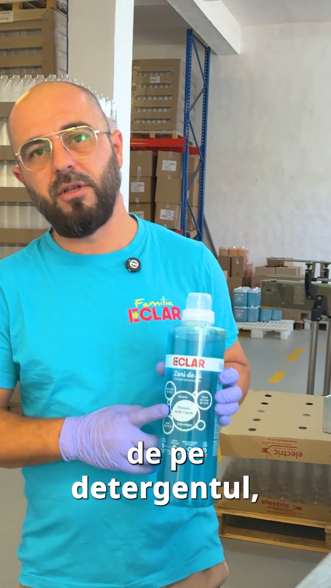 Familia ECLAR Facebook ad: Un detergent bun nu trebuie doar să miroasă…