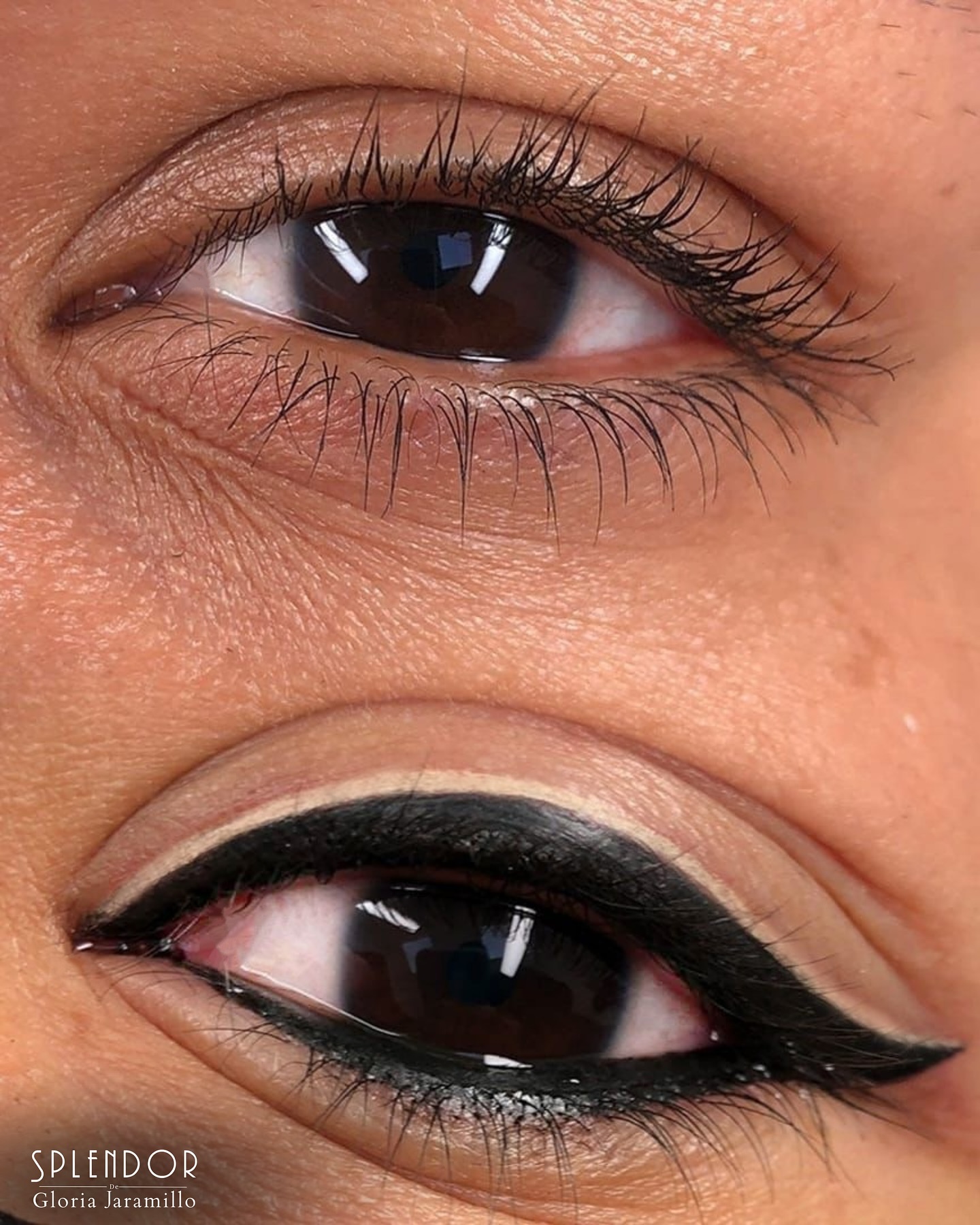 Splendor de Gloria Jaramillo - Clínica de Estética Facebook ad: Tu belleza, nuestra inspiración.