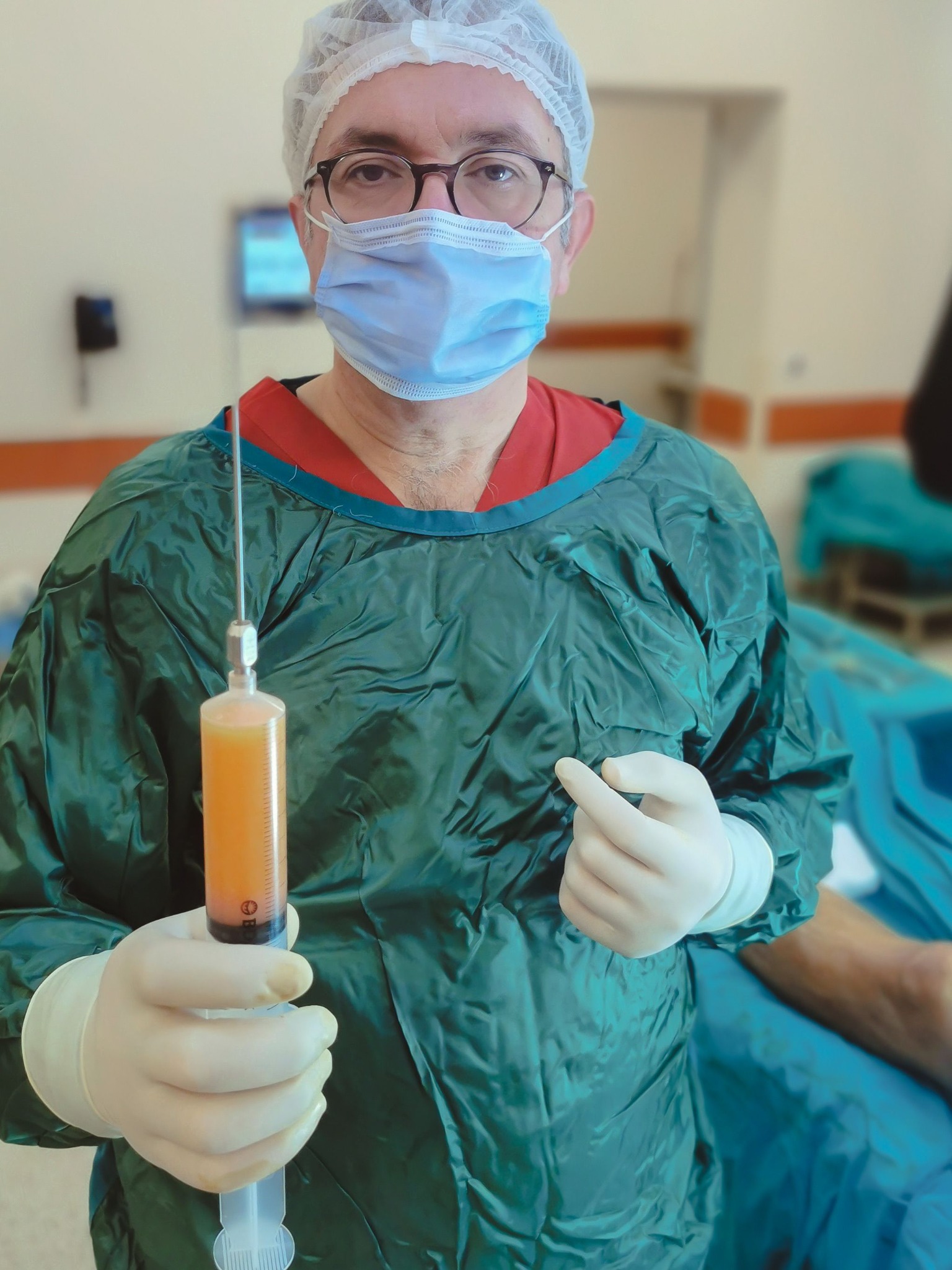 Dr. Andrew Ellis Facebook ad from Jun 4, 2026