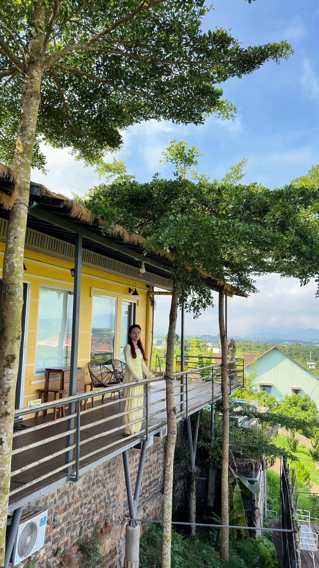 Adachi FarmStay Bảo Lộc Facebook ad: BẠN CÓ ĐANG LÀM VIỆC QUÁ CHĂM CHỈ…