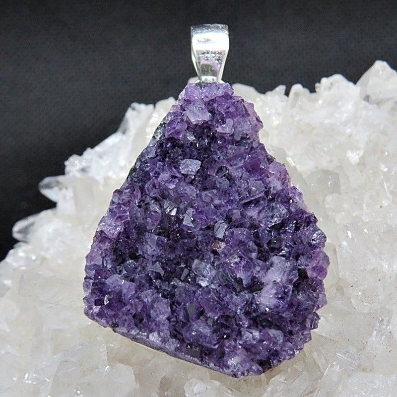 La Tienda de los Minerales Facebook ad: 20% DESCUENTO! Semana del Colgante!