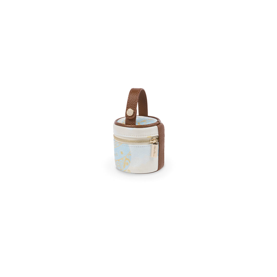 Atelier Choux Paris Facebook ad: Discover the celebrated French lifestyle brand offering…