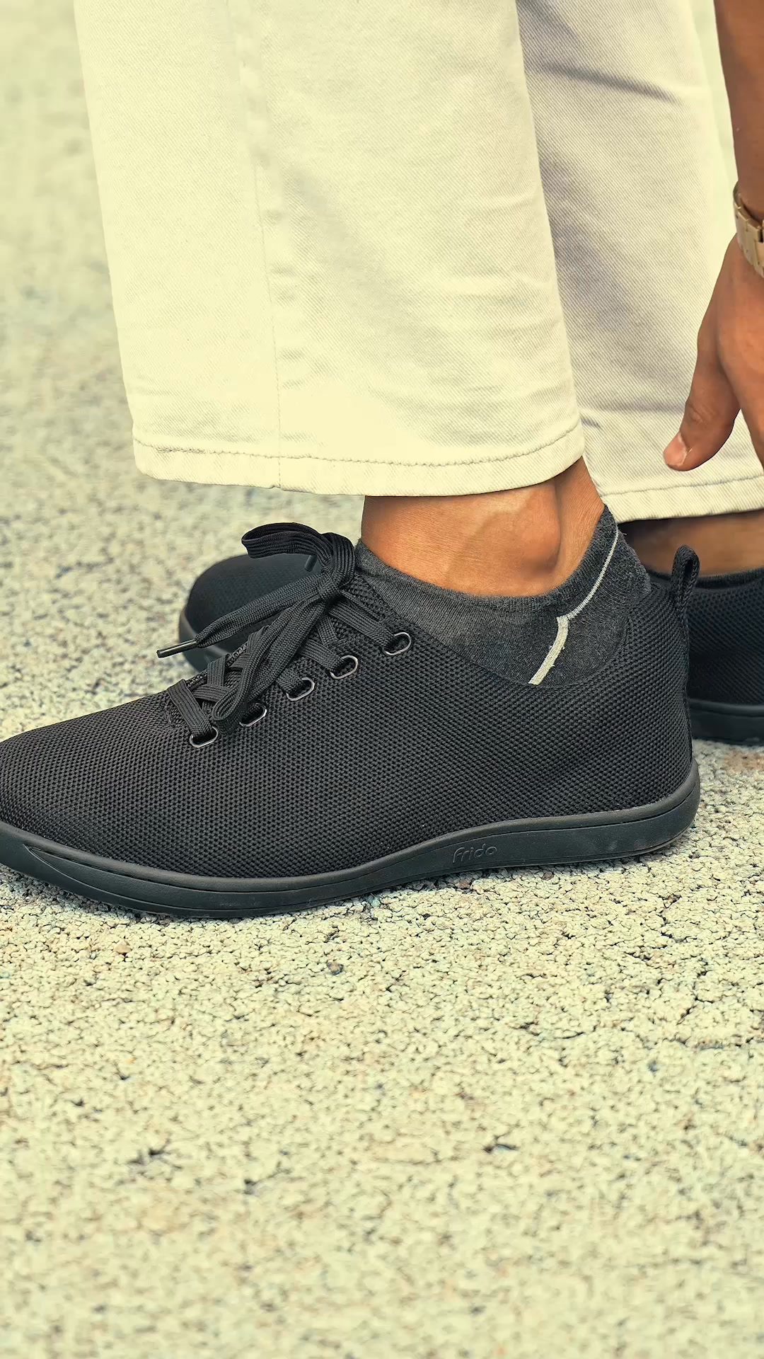 Frido Facebook ad: Frido Cloud Comfort Shoes - Lace Ups