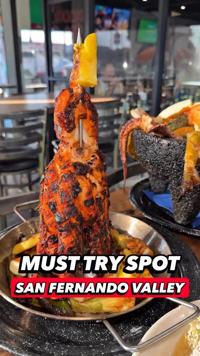 Los Toxicos Mariscos Facebook ad: Un lunar Que tienes Que probar en San…