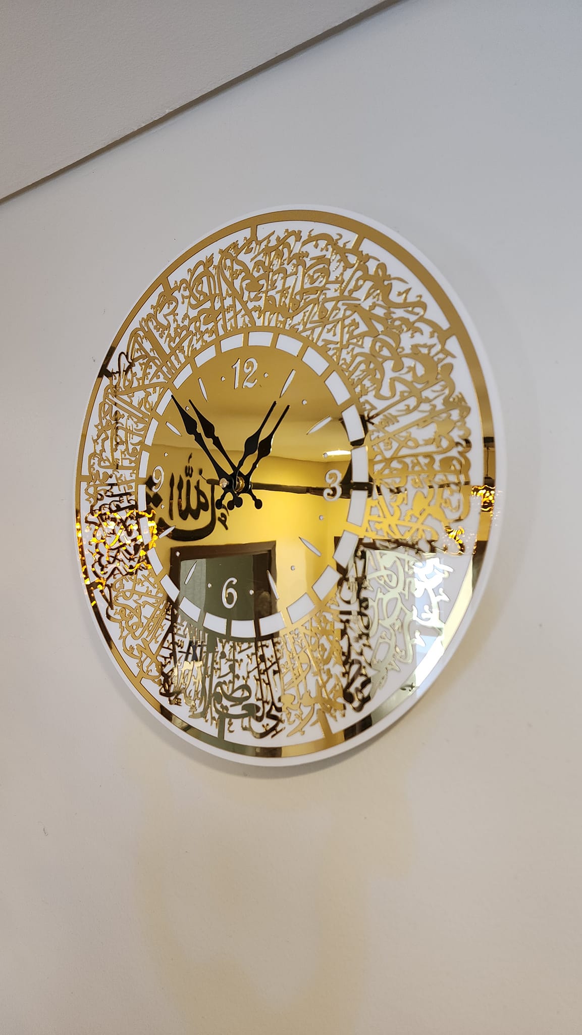 Dechome Facebook ad: Enhance Your Space with Premium Acrylic Wall Clocks.