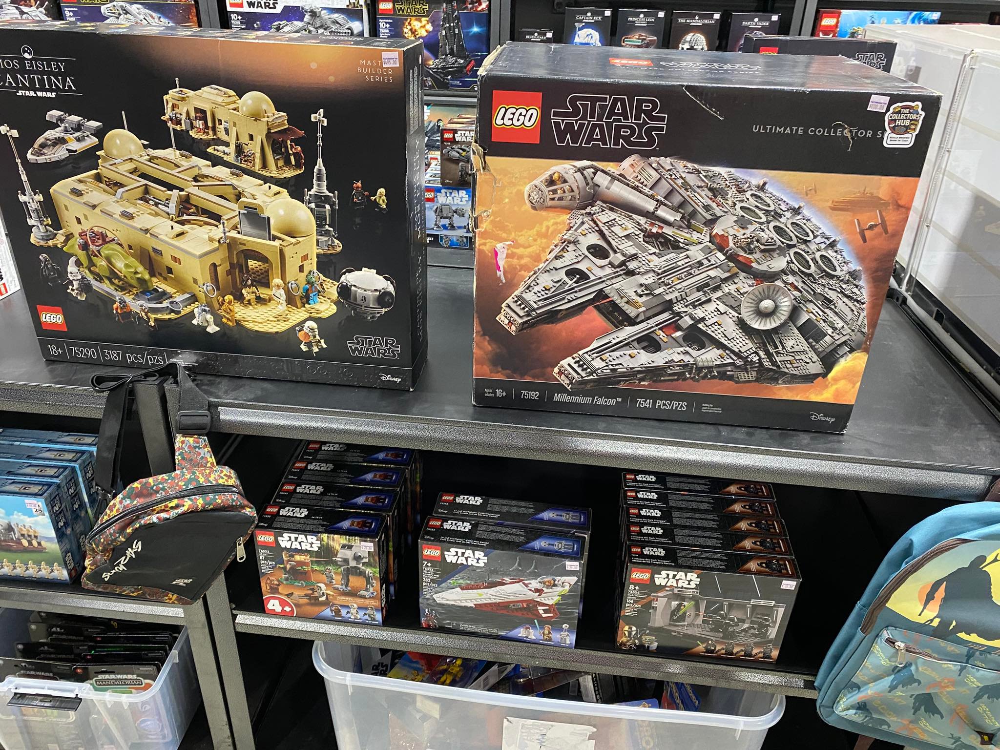 The Collectors' Hub Facebook ad: Collectors’ Hub Open!