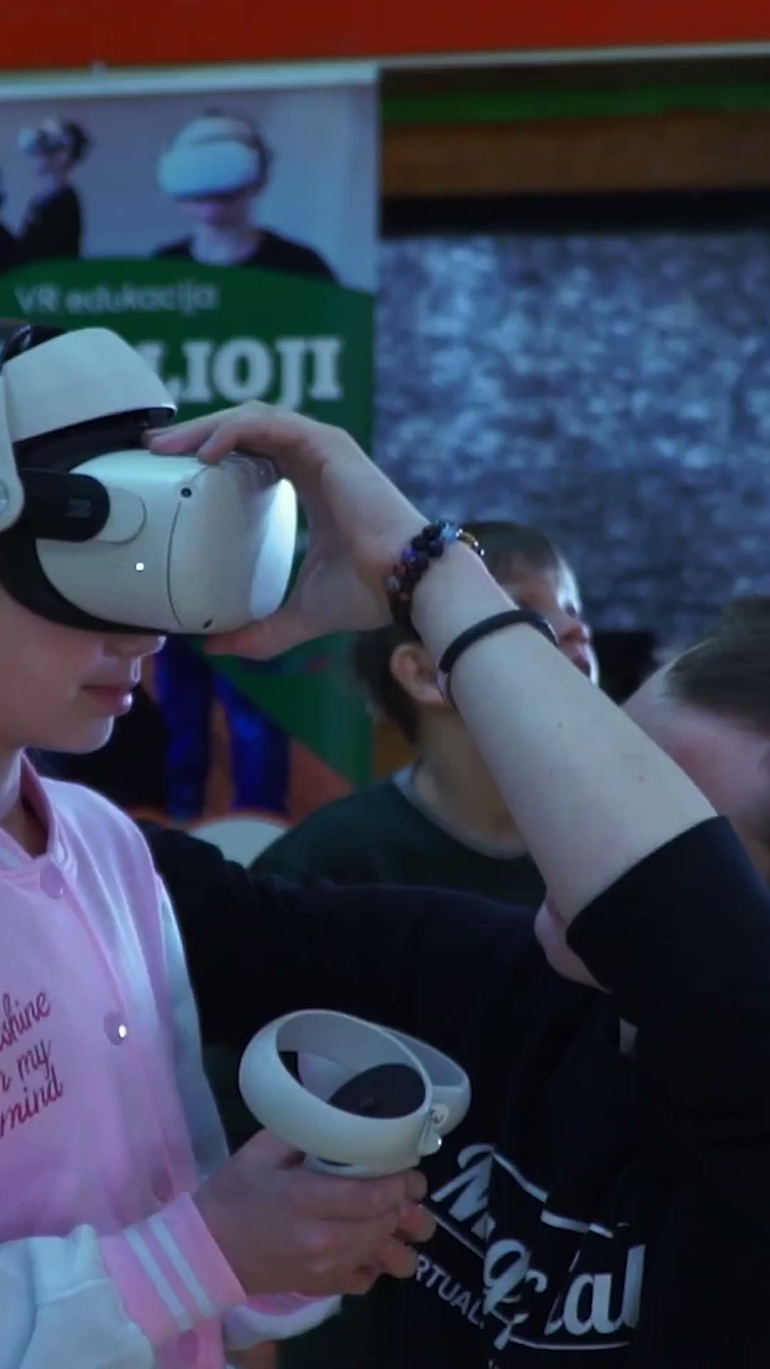 VR Edukacijos Facebook ad: Kai rūšiavimo pamoka virsta nuotykiu