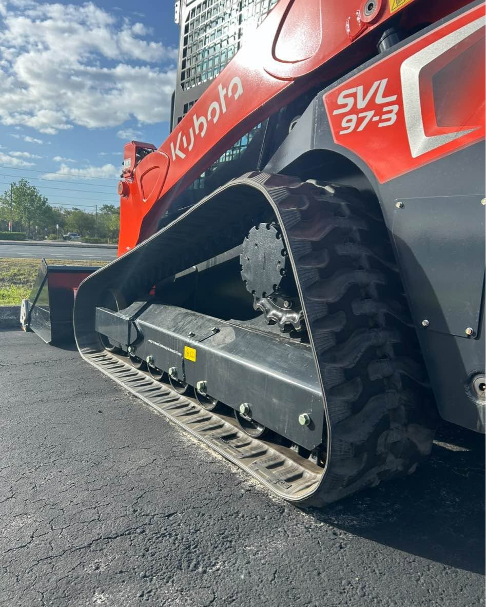 Taylor Tractors Facebook ad: 2026 Kubota svl97-3