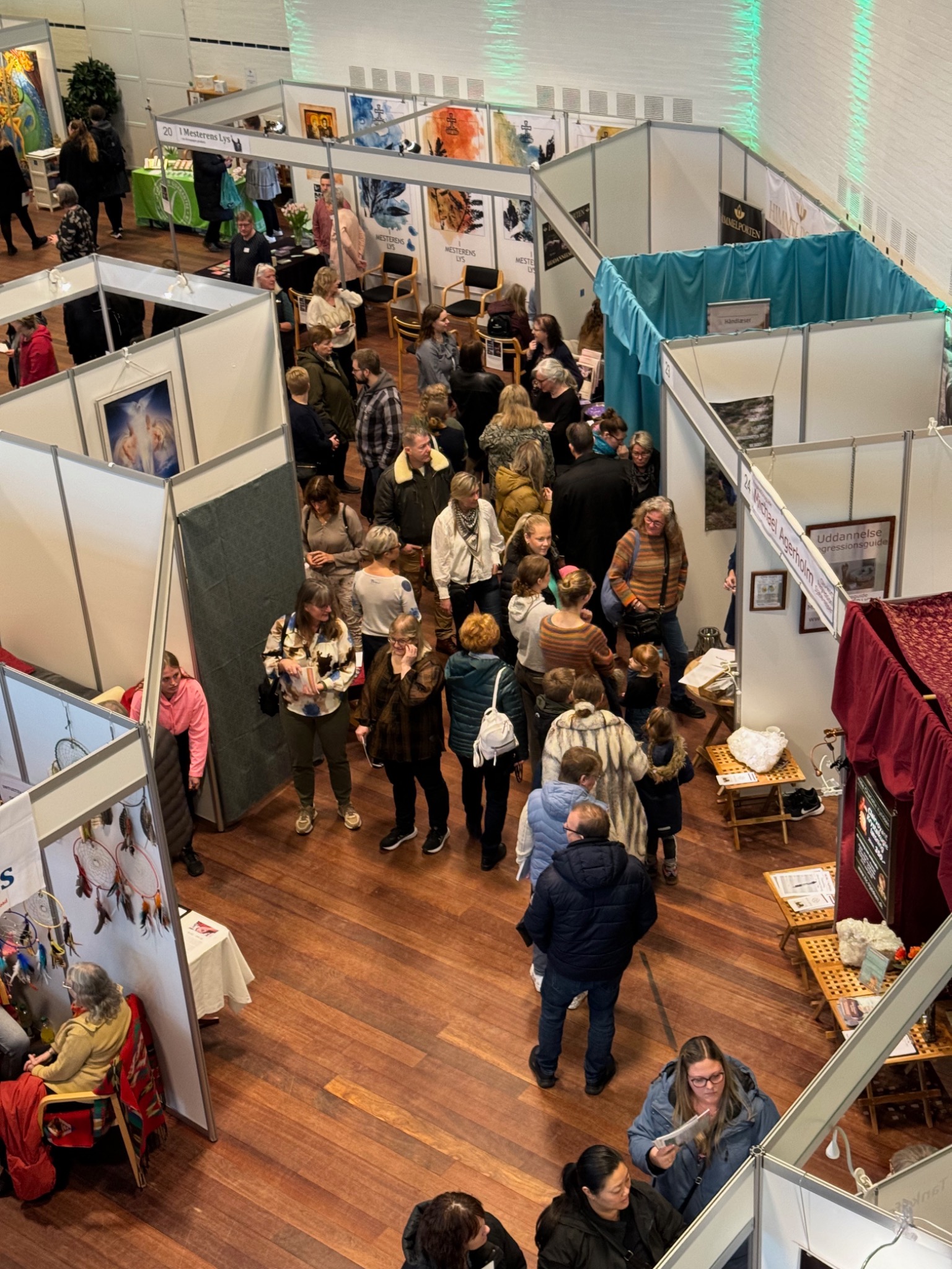Krop-Sind-Ånd Messerne Facebook ad: Krop-Sind-Ånd Messe i Aalborg d. 6. - 8. marts 2026…