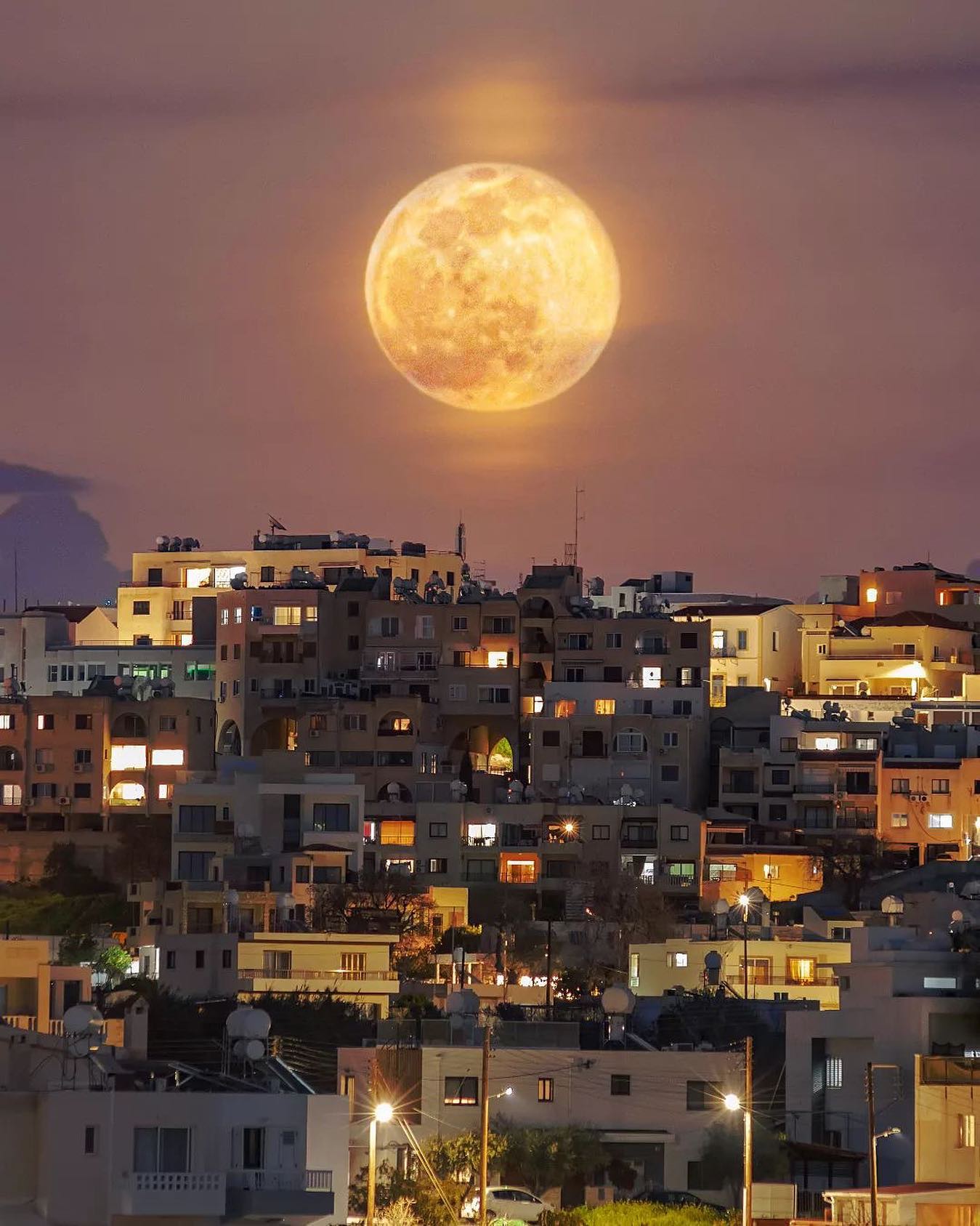 Cyprus Info Facebook ad: Full Moon over Paphos Yesterday