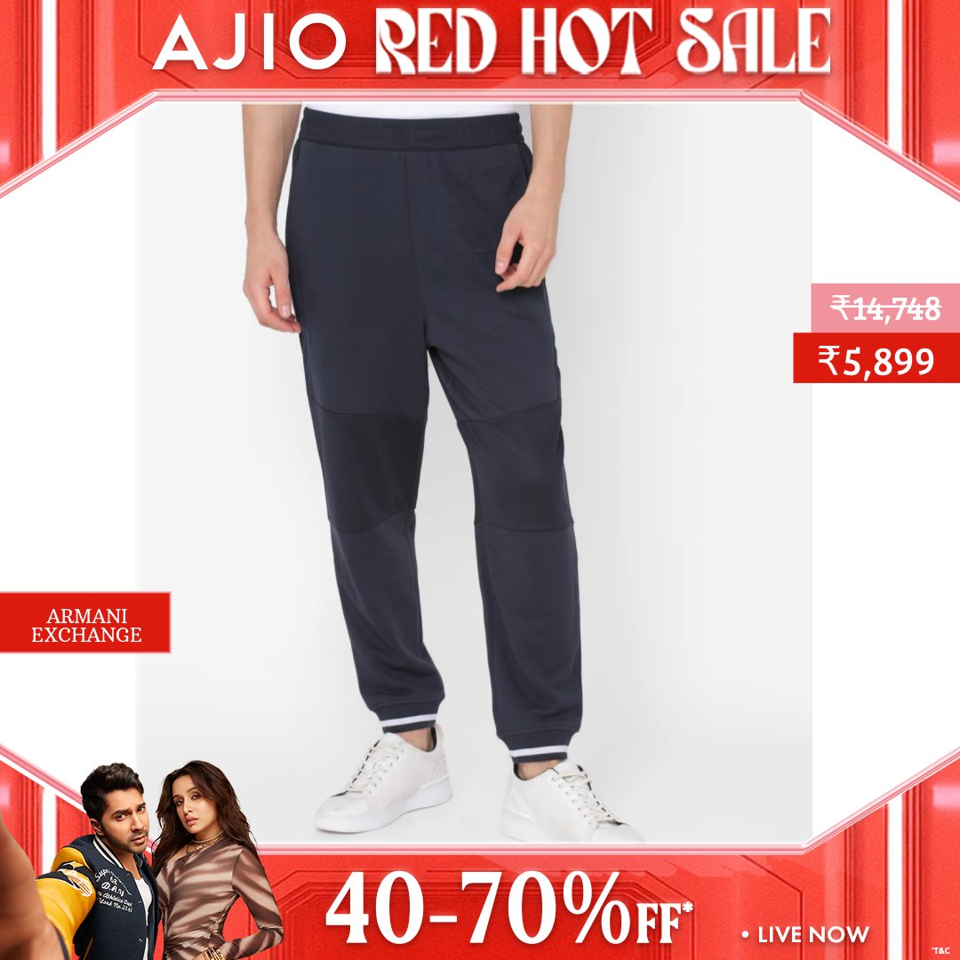AJIOlife Facebook ad