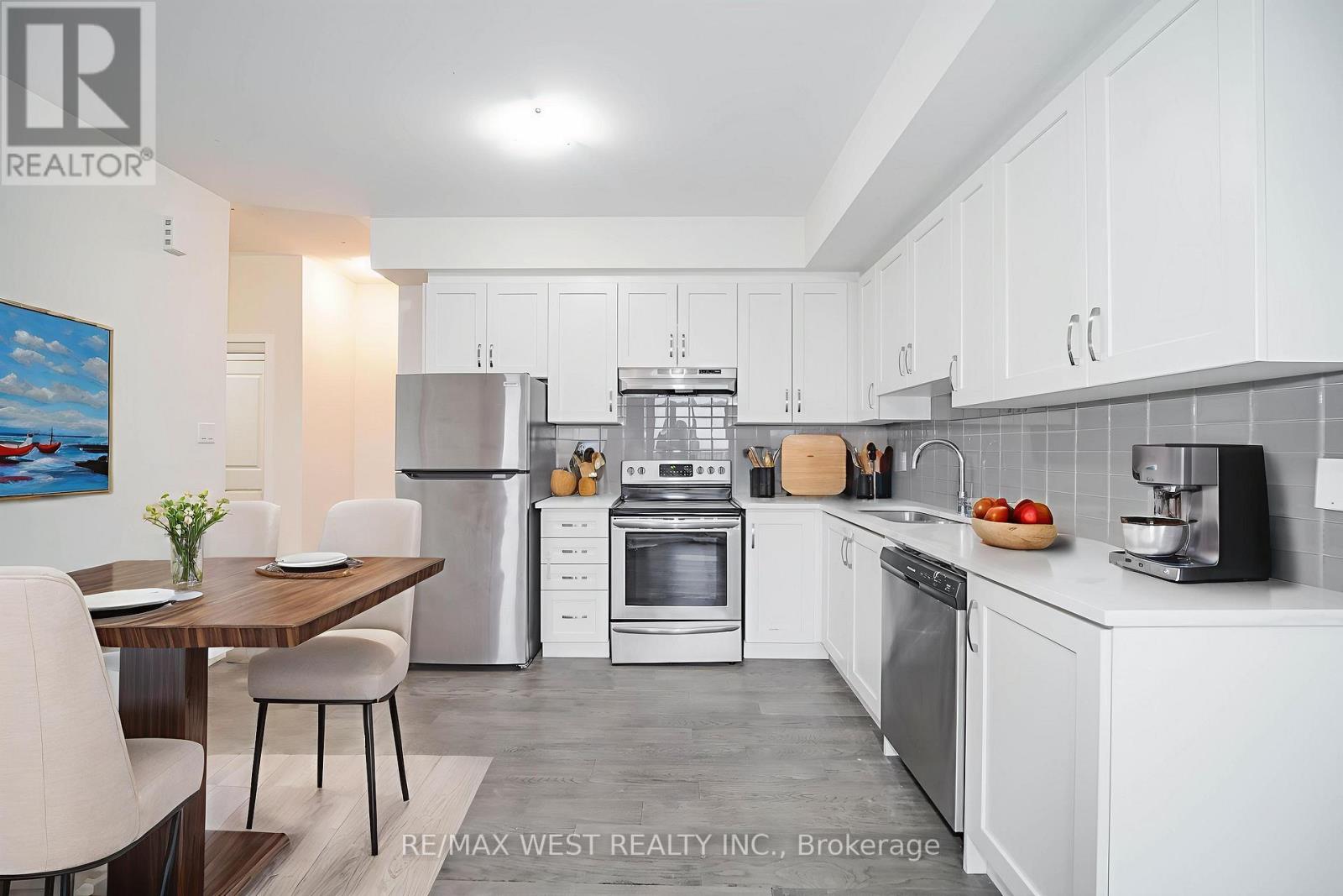 Frank Leo & Associates Re/max West Realty Inc Facebook ad