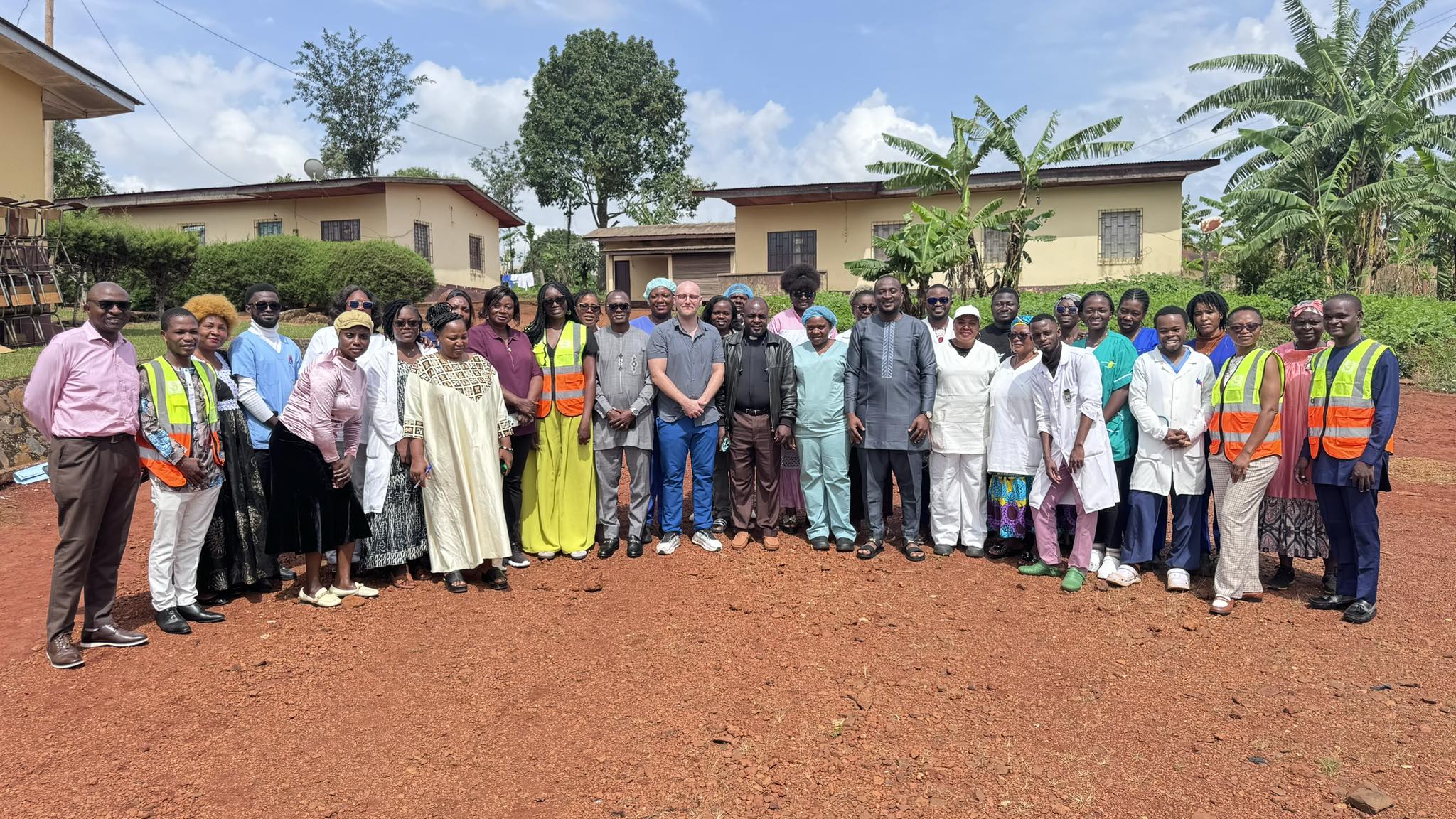 Hôpital Protestant de Mbouo-Bandjoun - EEC Facebook ad: Spécialistes Dispo