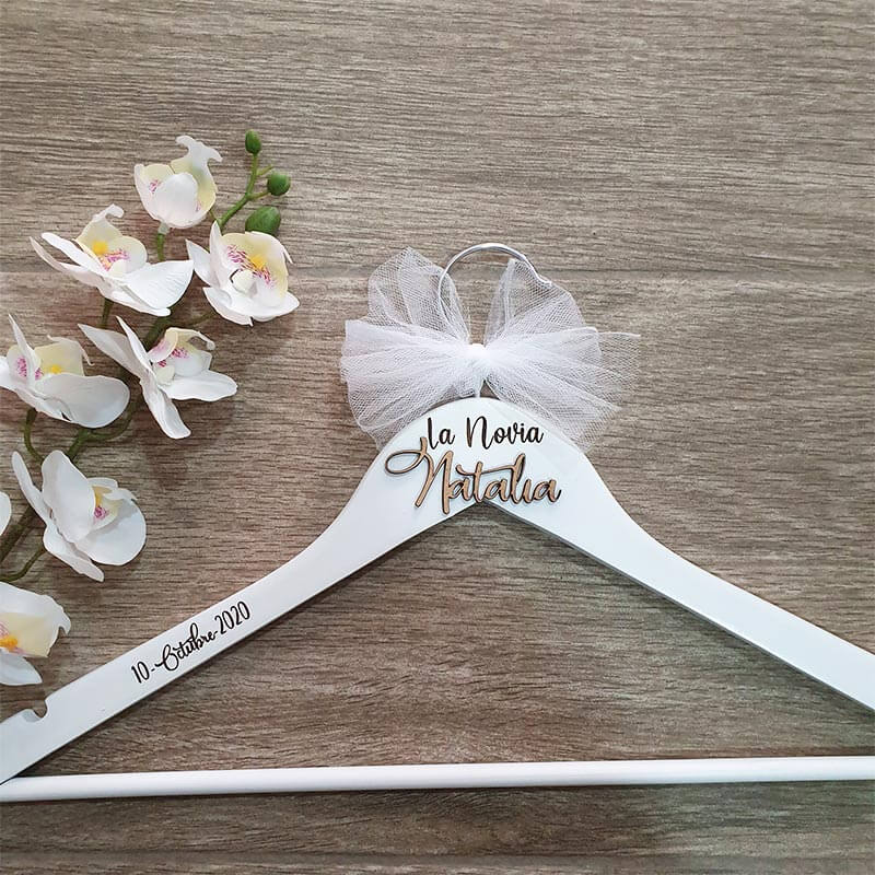 Regala Algo Diferente Facebook ad: Todo para el día de tu boda
