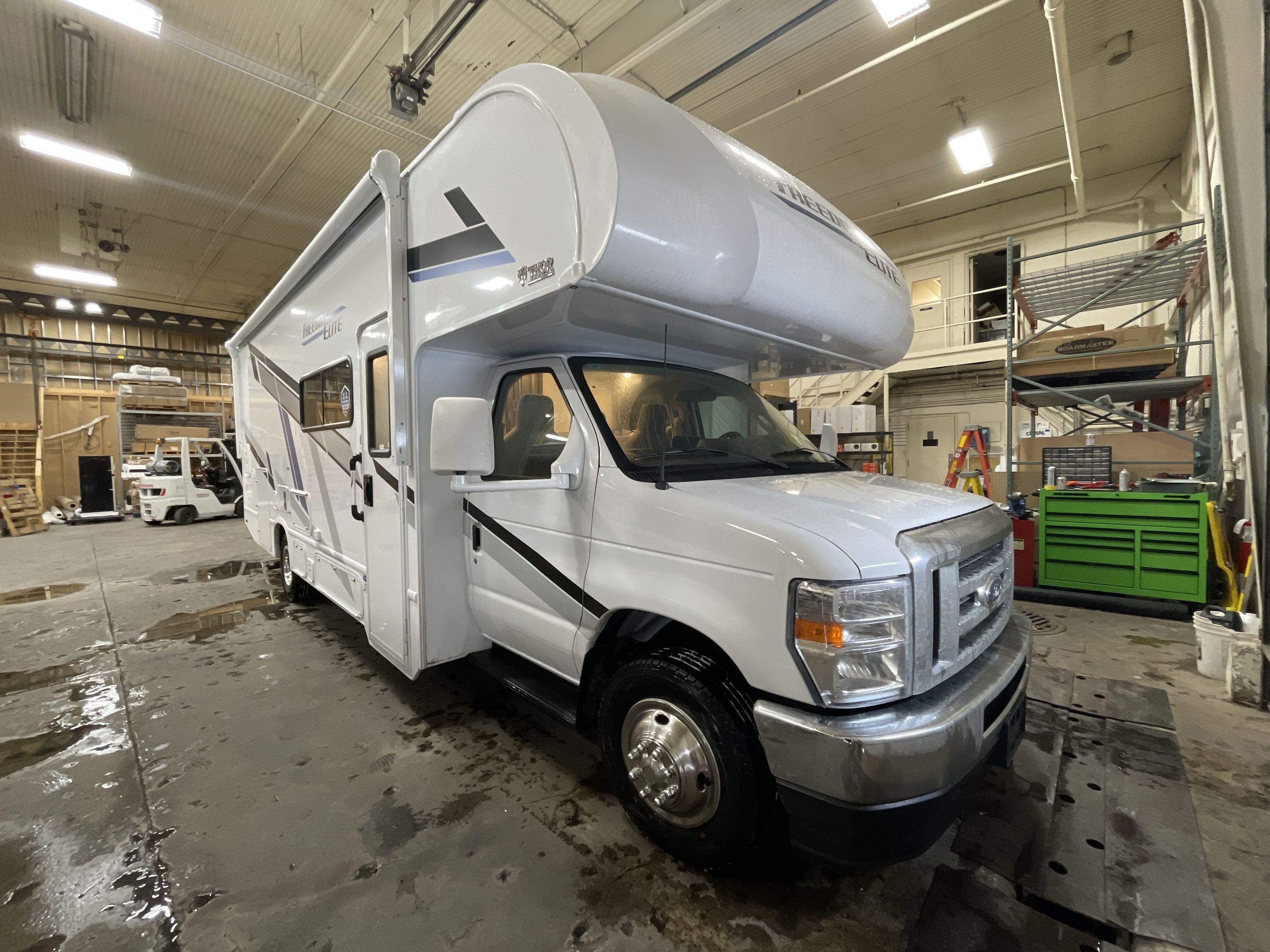 Camping World Facebook ad from Jun 4, 2026