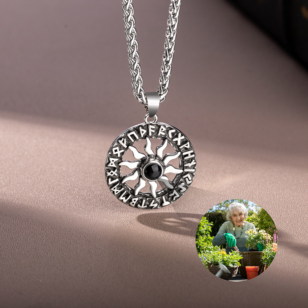 Krijgnaamketting Facebook ad