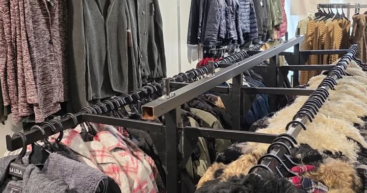 Fashion Outlet Facebook ad