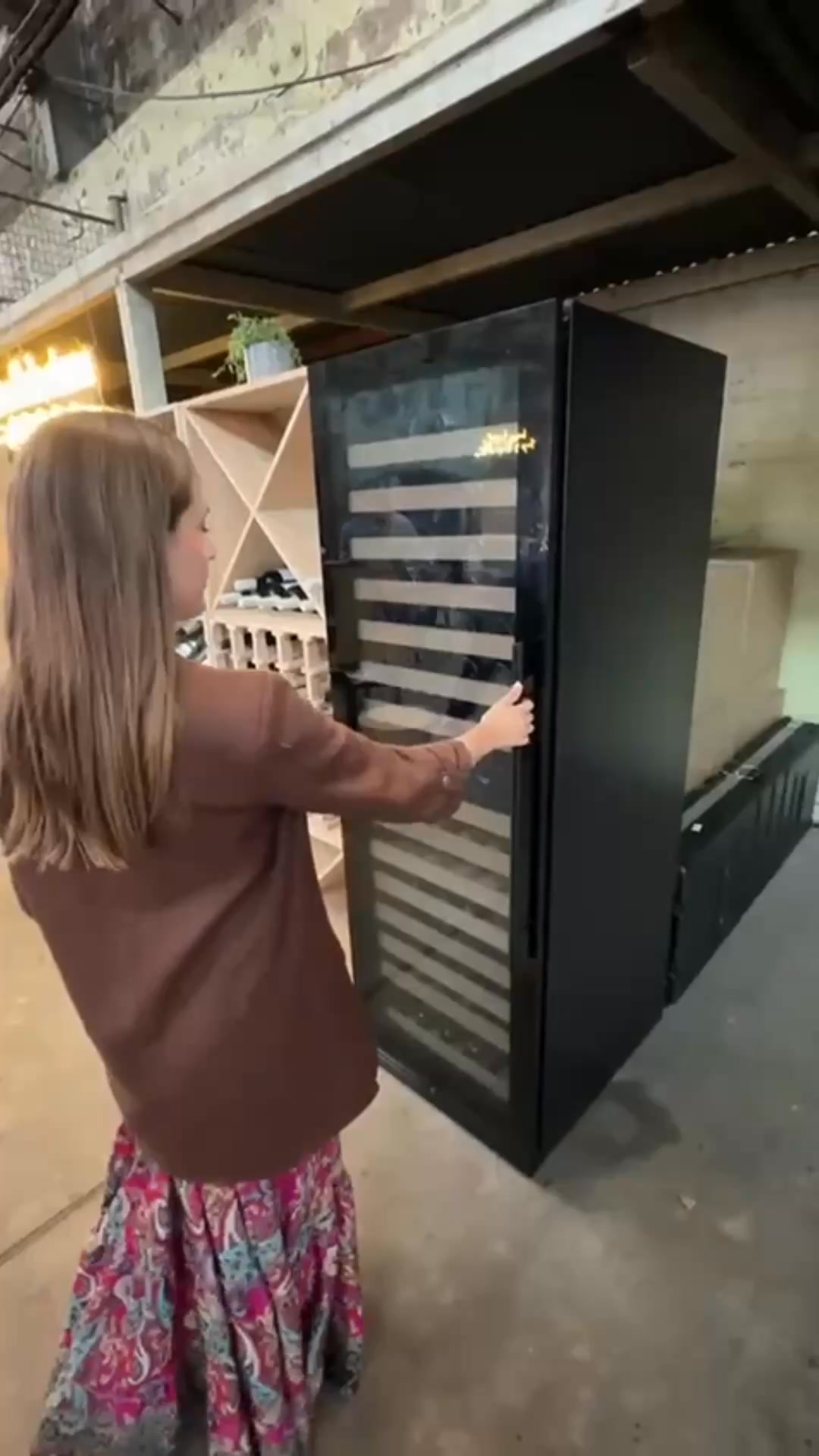 KingsBottle Australia Facebook ad: Wine Storage, Reimagined