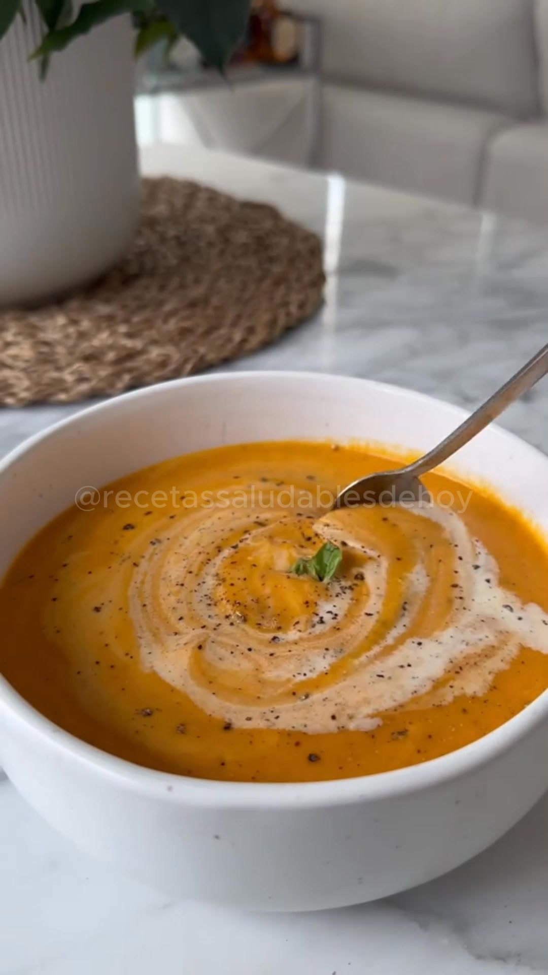 Recetas Saludables de Hoy Facebook ad: Adiós hinchazón