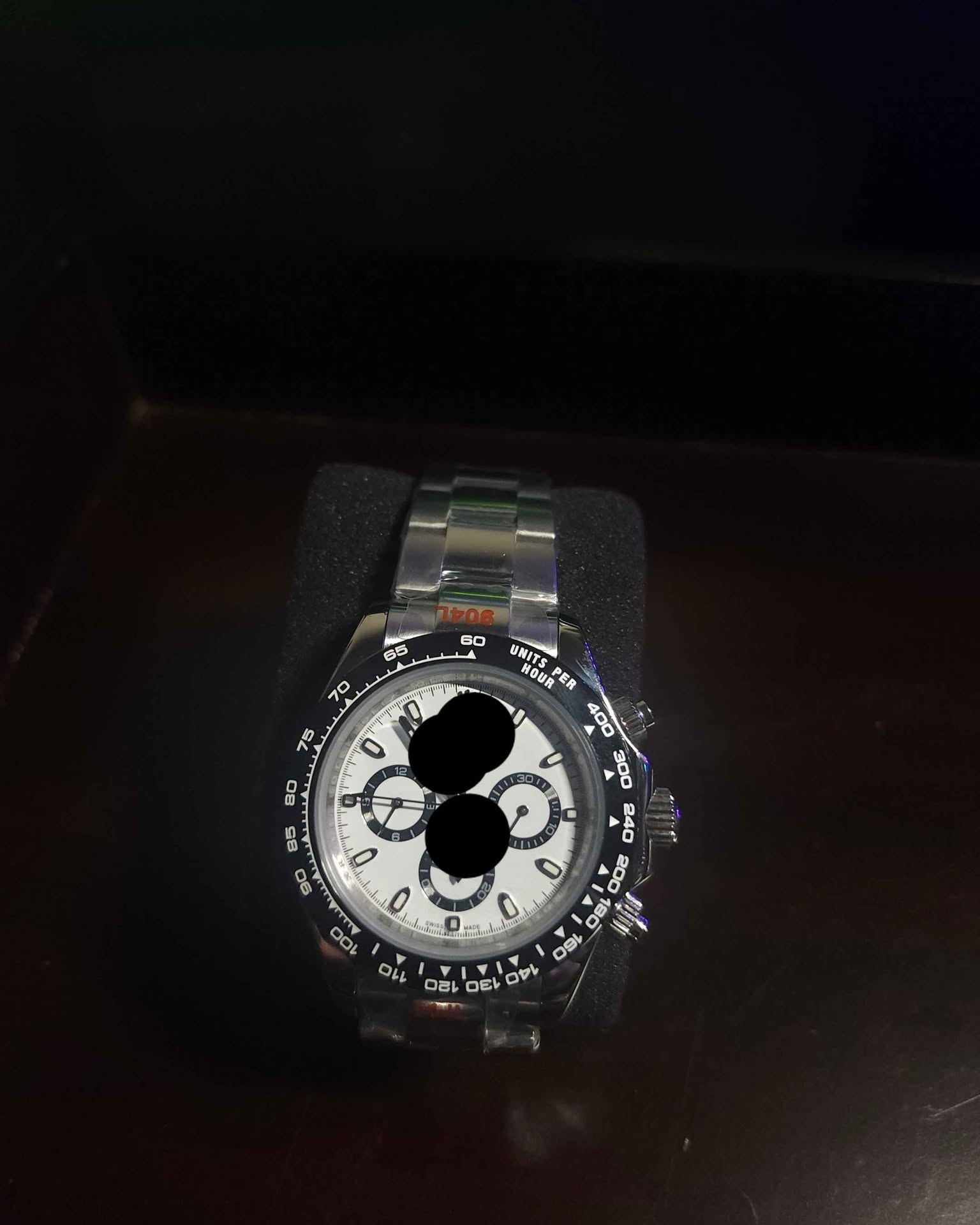 Katrina Nguyen Facebook ad: Automatic Watch