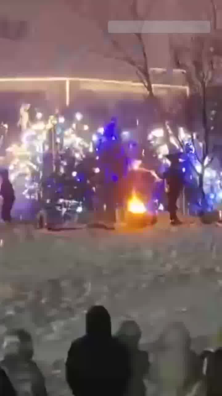 China Box Facebook ad: Enjoy the beauty of molten iron fireworks across…