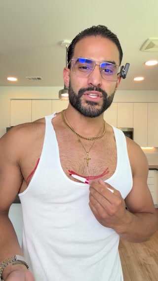 Mario Macias Facebook ad: My favorite apparel brand