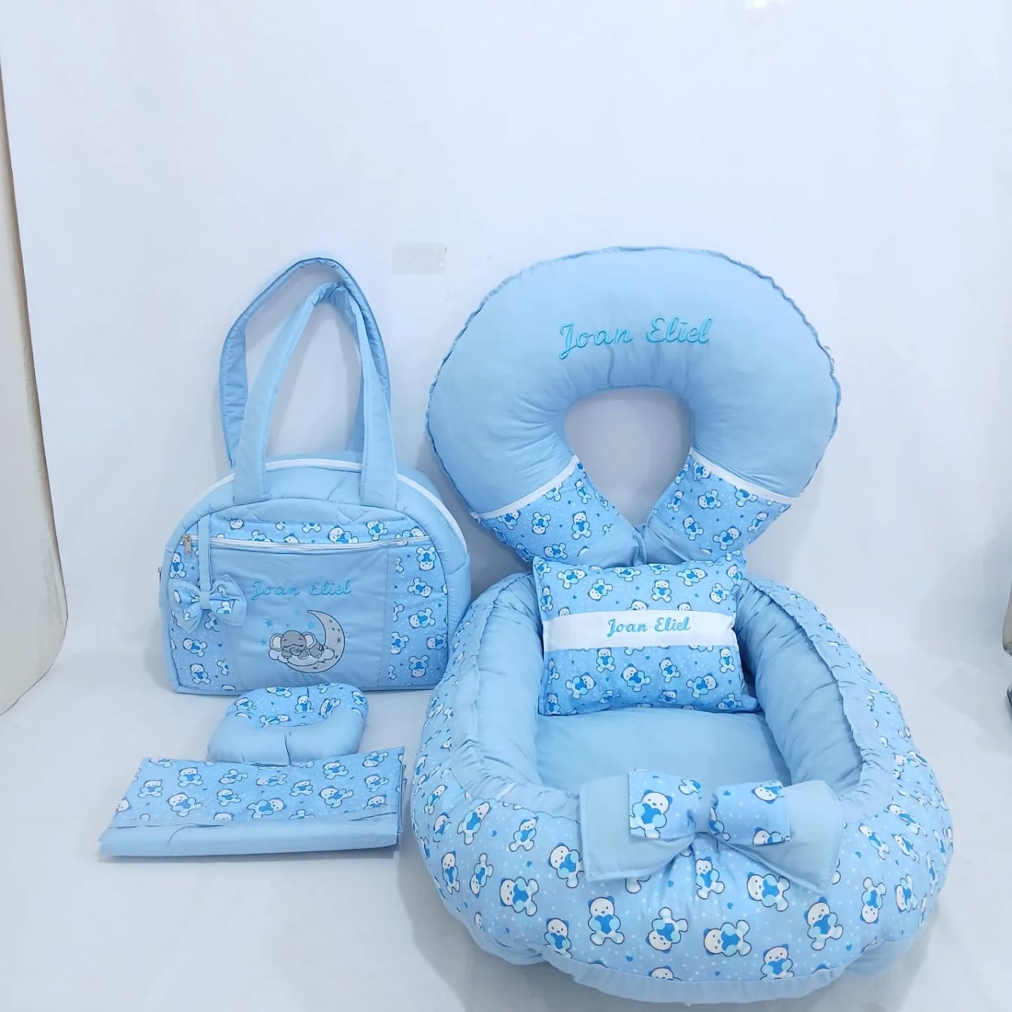 pekelandiamultistore2 Facebook ad