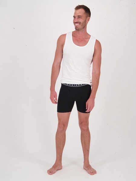 Best&Less Facebook ad: Shop The Latest Collections At Best&Less - 100…