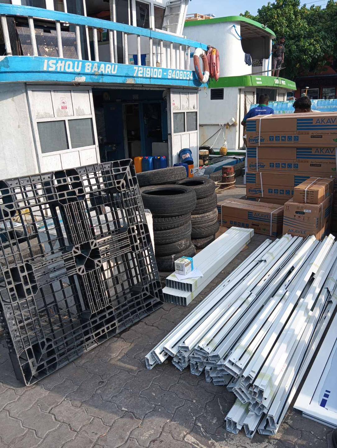 Aluminium Specialist  Facebook ad
