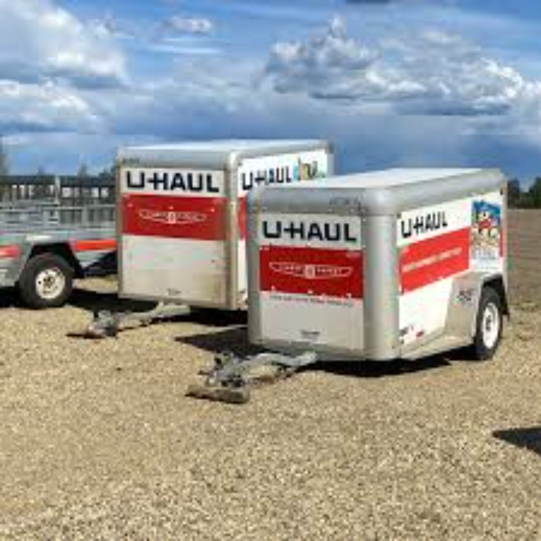 Smart Living - Smart Savings Facebook ad: Cargo trailers