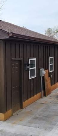 Lineberry Builders LLC Facebook ad: A licensed commercial and residential General Contractor.