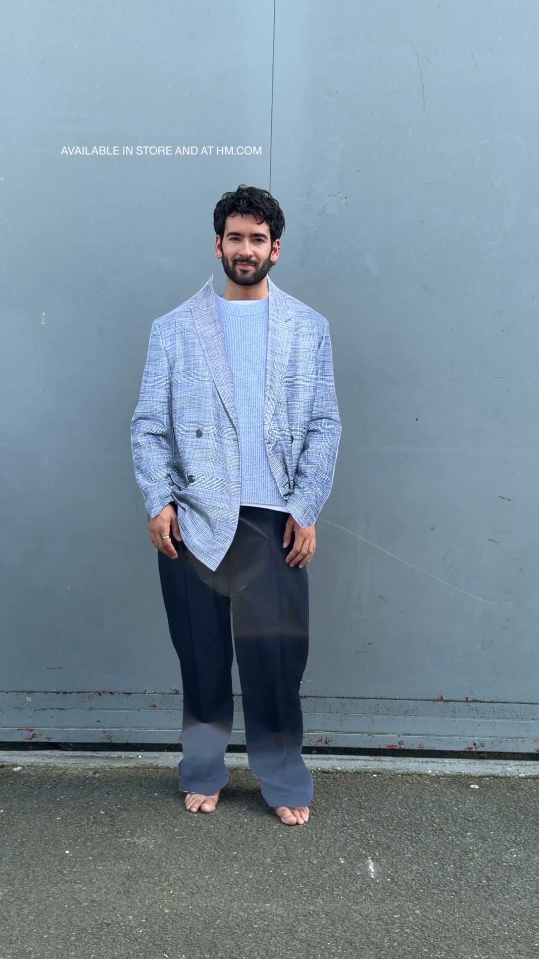H&M Facebook ad: Tailored for autumn
